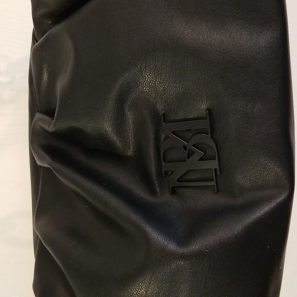 BADGLEY MISCHKA | Ruched Convertible Clutch - Picture 9 of 12